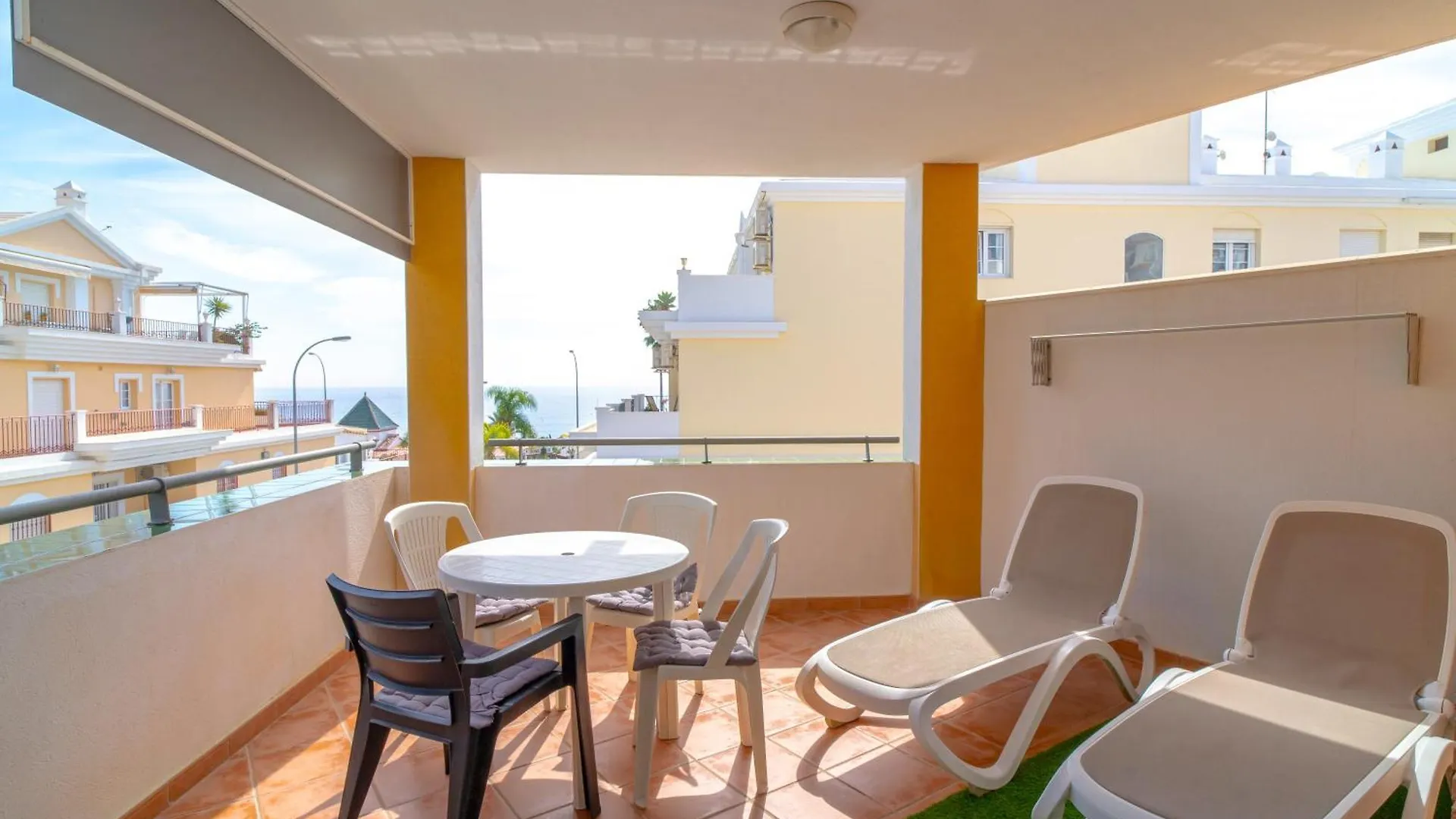 Apartamento Rubarsal Burriana 1J Casasol Nerja 0*,